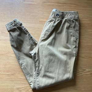 Hollister Twill Joggers-Khaki, Cuffed at ankle. Size M